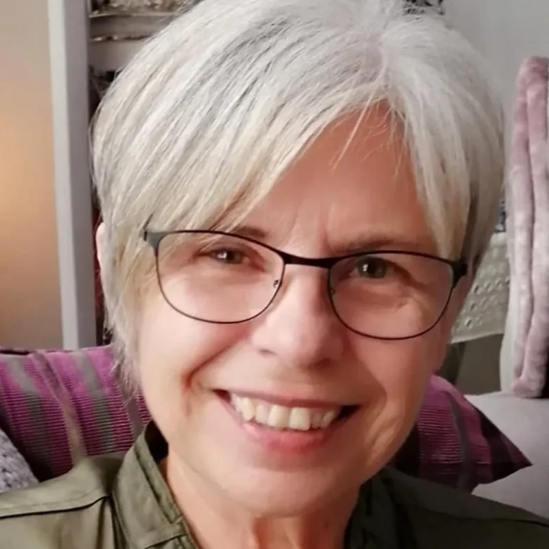 Patricia Bourrás, artesanía religiosa en Canarias